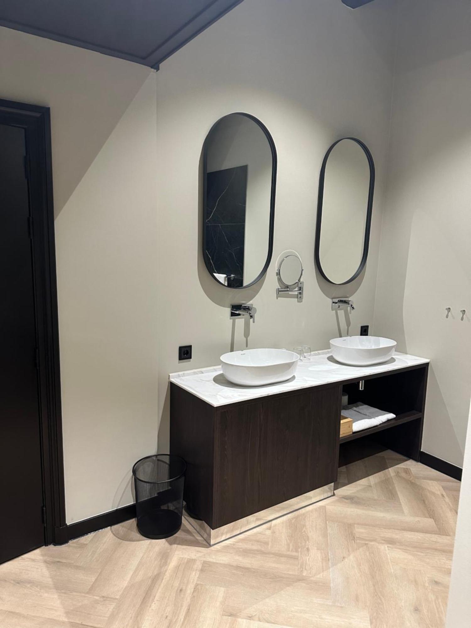Hotel Restaurant Het Witte Paard デルデン エクステリア 写真