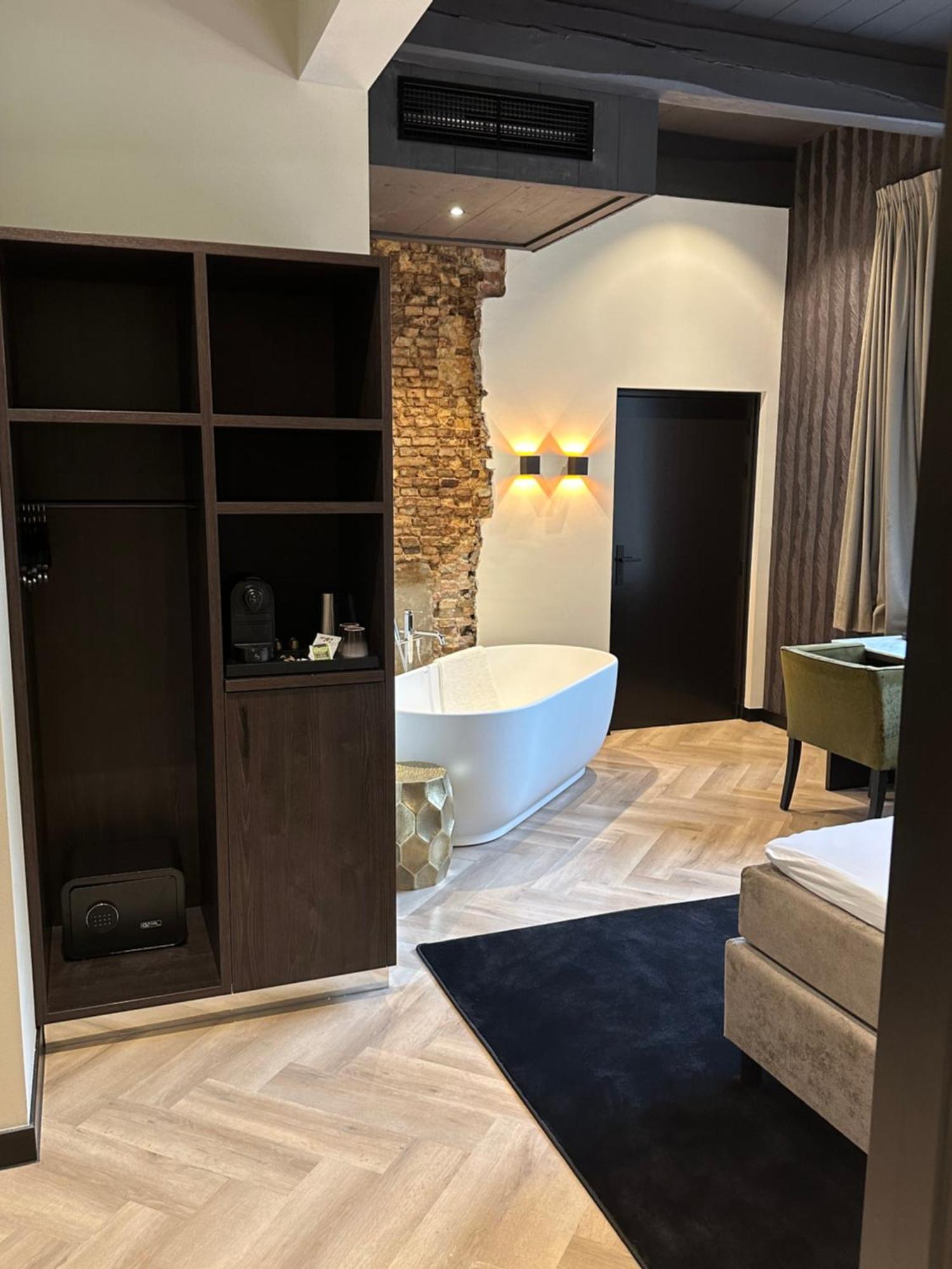 Hotel Restaurant Het Witte Paard デルデン エクステリア 写真